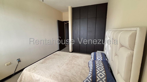 Maribel Morillo Asesor Inmobiliario De Rentahouse Espectacular Y Amoblado Apartamento; 103 M2 Con 2 Hab. Y 2 Baños; Condominio Con Planta Electrica;ubicado En Nueva Segovia; Este Barquisimeto Lara
