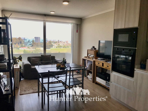 Depto. En Venta En Talca, De 2d+2b+e+bod