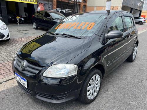 Volkswagen Fox 1.6 Plus Total Flex 5p