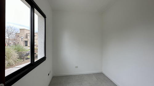 Venta, Casa, El Canton, Barrio Golf, Lote Al 300, 6 Ambientes