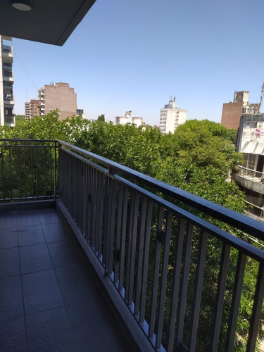 Imagen 18 de 30 de Venta Departamento Un Dormitorio Al Frente Balcón - Abasto