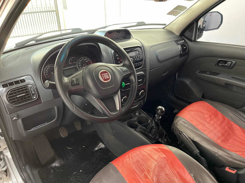 Imagen 13 de 13 de Fiat Strada 2015 1.6 Adventure Cd Pack Top Locker Con Gnc