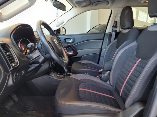 Imagem 4 de 6 de Fiat Toro Freedom At6
