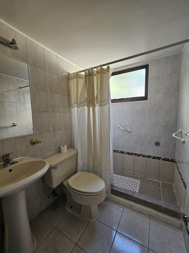 Departamento En Calle Traslaviña, A Pocas Cuadras De Alvare