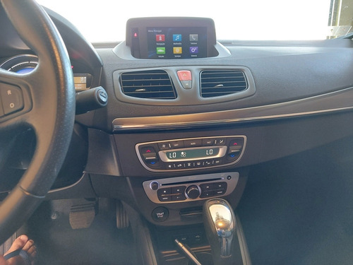 Renault Fluence 2016 2.0 Dynamique Plus X-tronic Hi-flex 4p