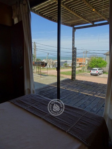 Newen En Punta Del Diablo