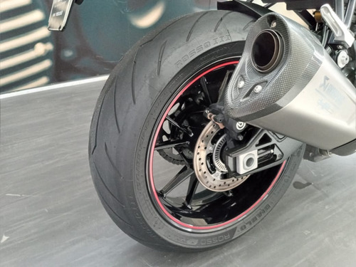 Imagem 7 de 9 de S 1000 R - 2018