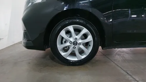 Nissan March 1.6 ADVANCE AUTO