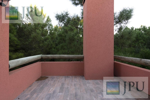 Imagen 7 de 30 de Casa En Venta - Costa Esmeralda - Residencial