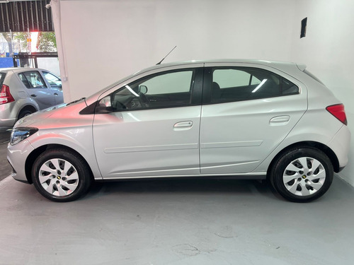 Chevrolet Onix HATCH LT 1.4 8V FlexPower 5p Mec.