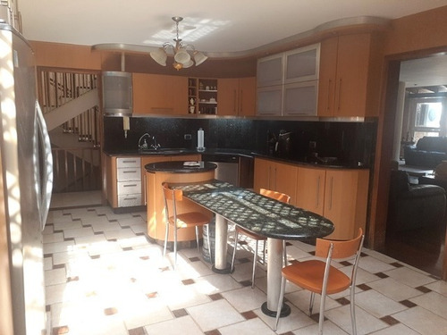 Imagen 9 de 30 de Excelente Quinta En Venta En Santa Rosa De Lima !!