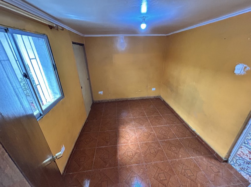 Casa Amplia 3d 2b Con Local Comercial La Pintana