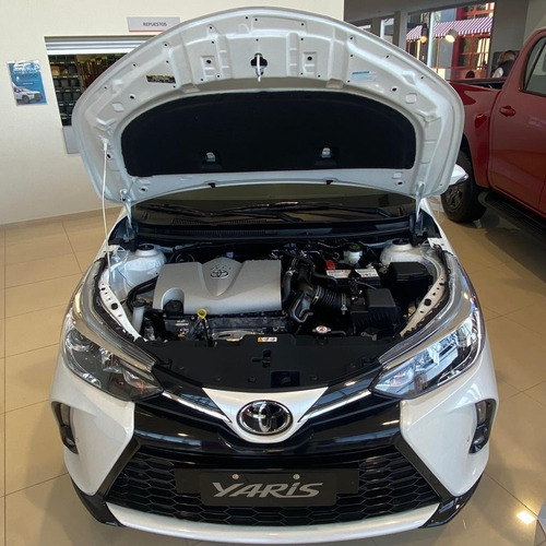 Imagen 7 de 13 de Toyota Yaris 1.5 107cv Xls Cvt 5 P