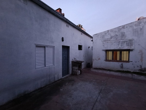 Venta Casa Interna 3 Dorm + Dpto 1 Dorm C/ Patio