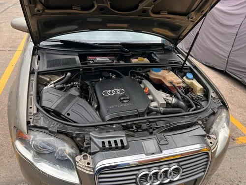 Audi A4 1.8t Luxury 5 p
