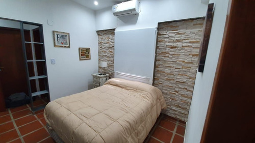 Casa En Venta Carlos Paz Con Costa - Villa Del Lago - La Mejor Ubicación.