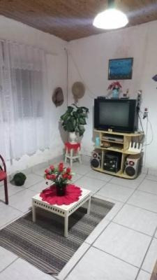 Imagem 2 de 6 de Casa Com 2 Quartos Perto Da Praia Em Itanhaém/sp