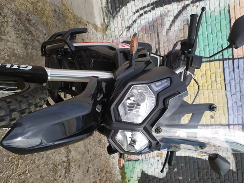 Imagen 7 de 16 de Gilera Adventura Smx 250 0km Nueva