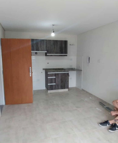 Imagen 2 de 3 de Oportunidad Dpto. 2 Amb. Con Cochera