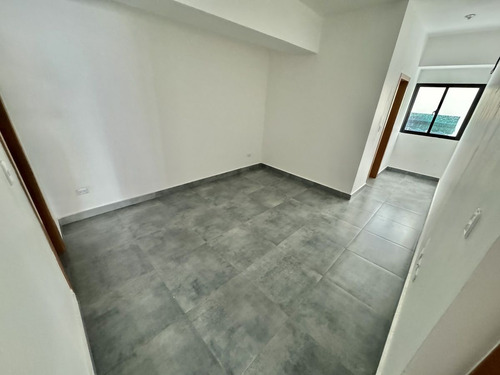 Apartamento Nuevo En Evaristo Morales