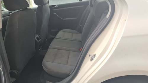 Imagen 7 de 10 de Volkswagen Bora Style Active At