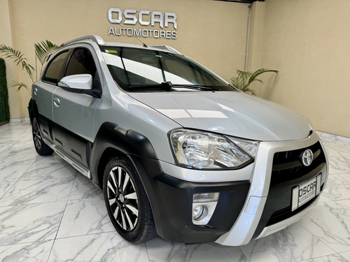 Toyota Etios 1.5 Cross