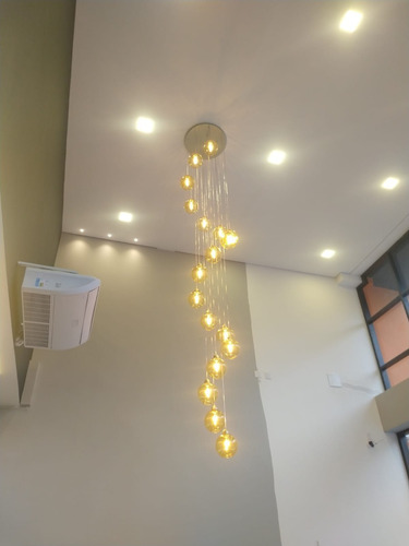 Lustre Sarvah Redondo 21 Globos Ambar Casas Pé Direito Duplo
