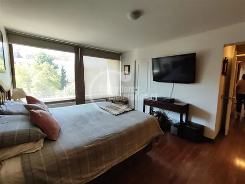 Departamento En Venta De 4 Dorm. En Raúl Labbé Lo Barnechea
