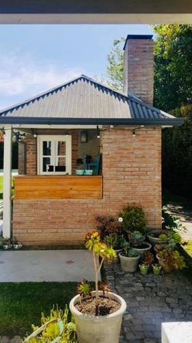 Venta De Excelente Casa En Lote Interno En Solares Del Talar