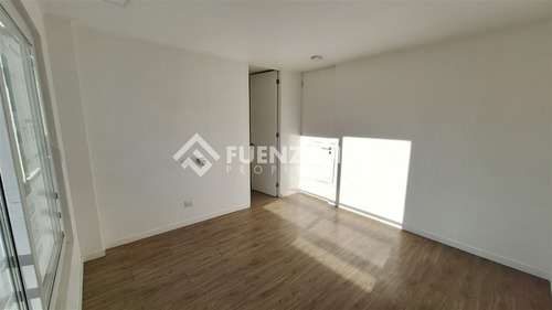 Casa En Venta De 4 Dorm. En Puente Alto, Ymg