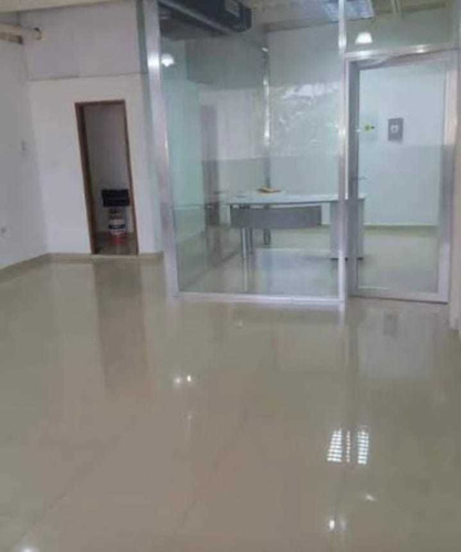 Imagen 5 de 5 de Local C.c Rivera Real 60m² Con 1 Baño Oficina Interna Nueva Barcelona