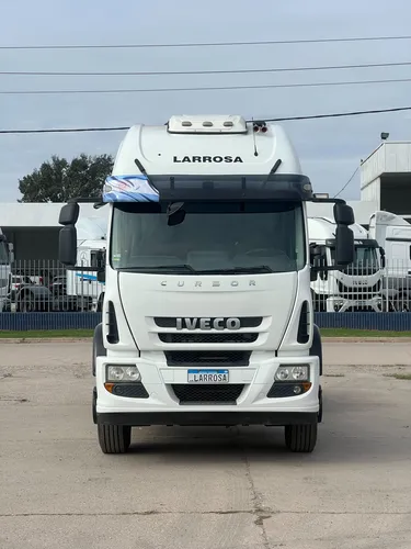 Iveco Cursor 330 6x2 (precio Anticipo + Financiación)