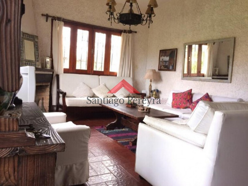 Oportunidad 2 Casas En N Mismo Padron- Ref: 5211