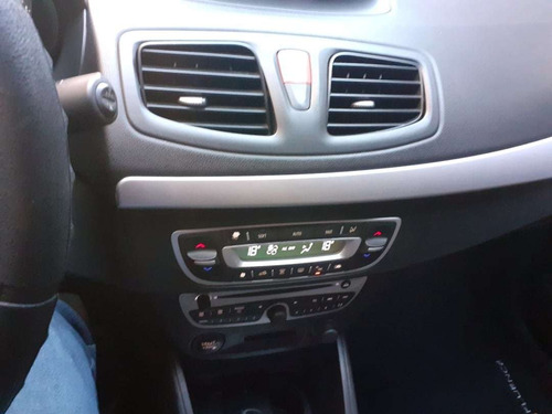Imagem 10 de 14 de Renault Fluence Dynamique 2.0 16v Hiflex