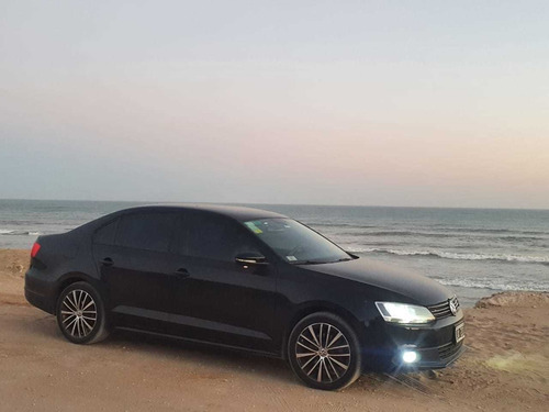 Volkswagen Vento 2.5 Luxury 170cv 2012
