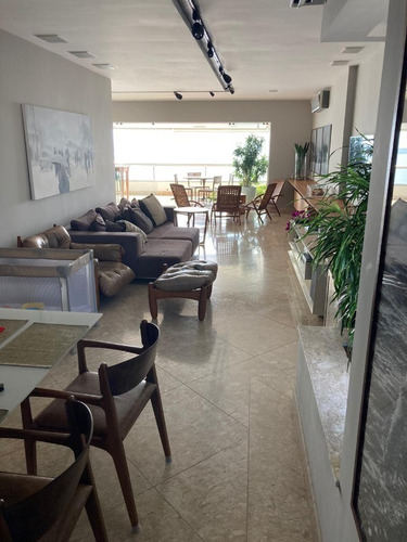 Imagem 8 de 30 de Excelente 3 Suítes Com Pier! - Adr774 - 69470373