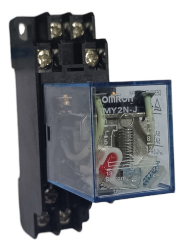 Relé Encapsulado Omron 110vac 8 Pines Con Base My2n-j (Usado)