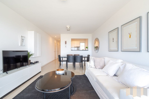 Imagen 16 de 28 de Apartamento De Tres Dormitorios En Suite En Venta Con Vista El Mar En Primera Línea Playa Brava