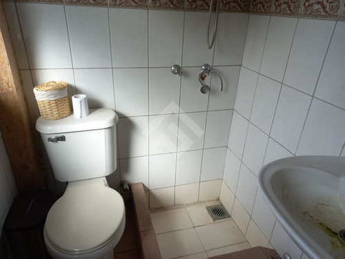 Parcela En Venta, Seis Dormitorios,los Laureles, Limache