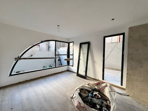 Departamento Piso En Venta En Flores, Capital Federal, Buenos Aires