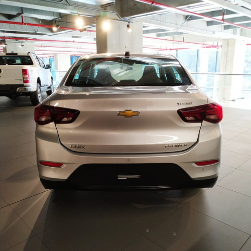 Imagen 17 de 20 de Chevrolet Onix Turbo 2023 0km Desde