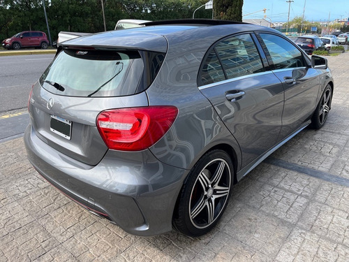 Imagen 11 de 25 de Mercedes Benz A250 Sport