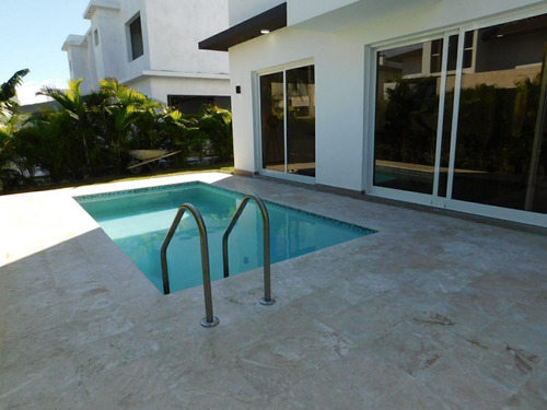 Venta De Villa En Metro Country Club