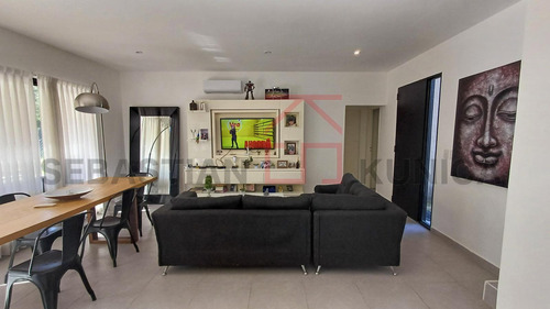 Casa En Lote Perimetral En Bº Cerrado El Ensueño