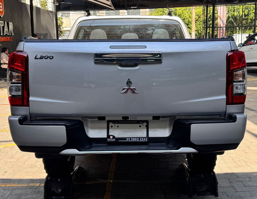 Mitsubishi L200 2.5 Di-d Cabina Doble 4x4 Mt