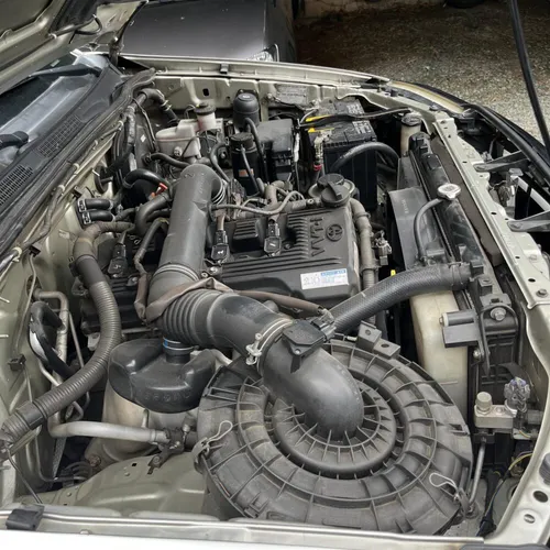 Toyota Fortuner 2.7L AT 2.7CC 2012**