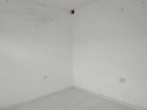 Imagen 9 de 14 de Casa En Arriendo En Cali Alfonso López Ii Etapa