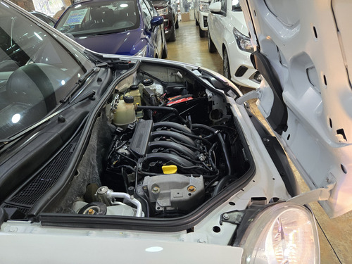 Renault Kangoo 1.6 Aa Mt