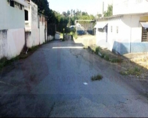 Imagem 2 de 3 de Área - 1571 - 32401908