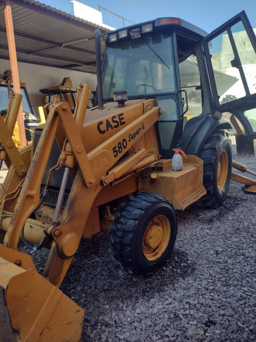 Imagen 11 de 12 de Case 580 Super L 4x4 Extension Cabina 1998 Importda